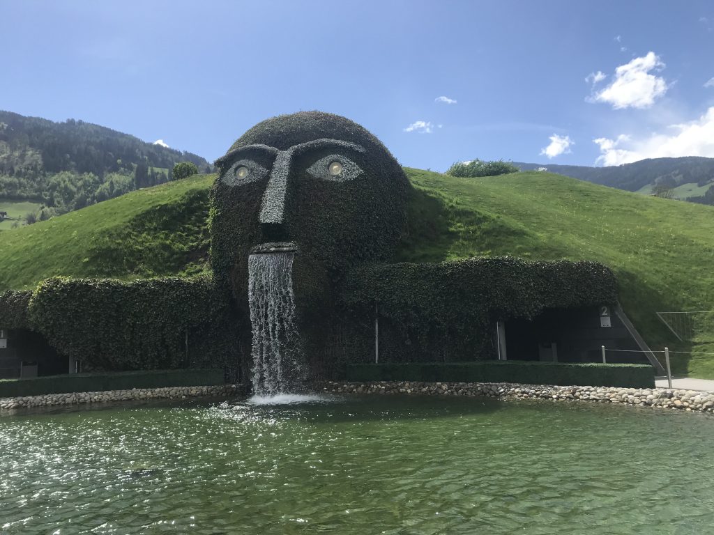 Swarovski World Wattenns
